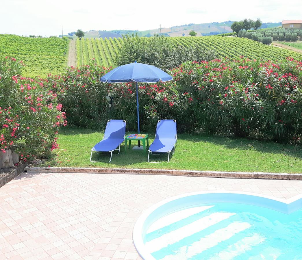 La Casa In Campagna Bed & Breakfast Cossignano Exterior photo