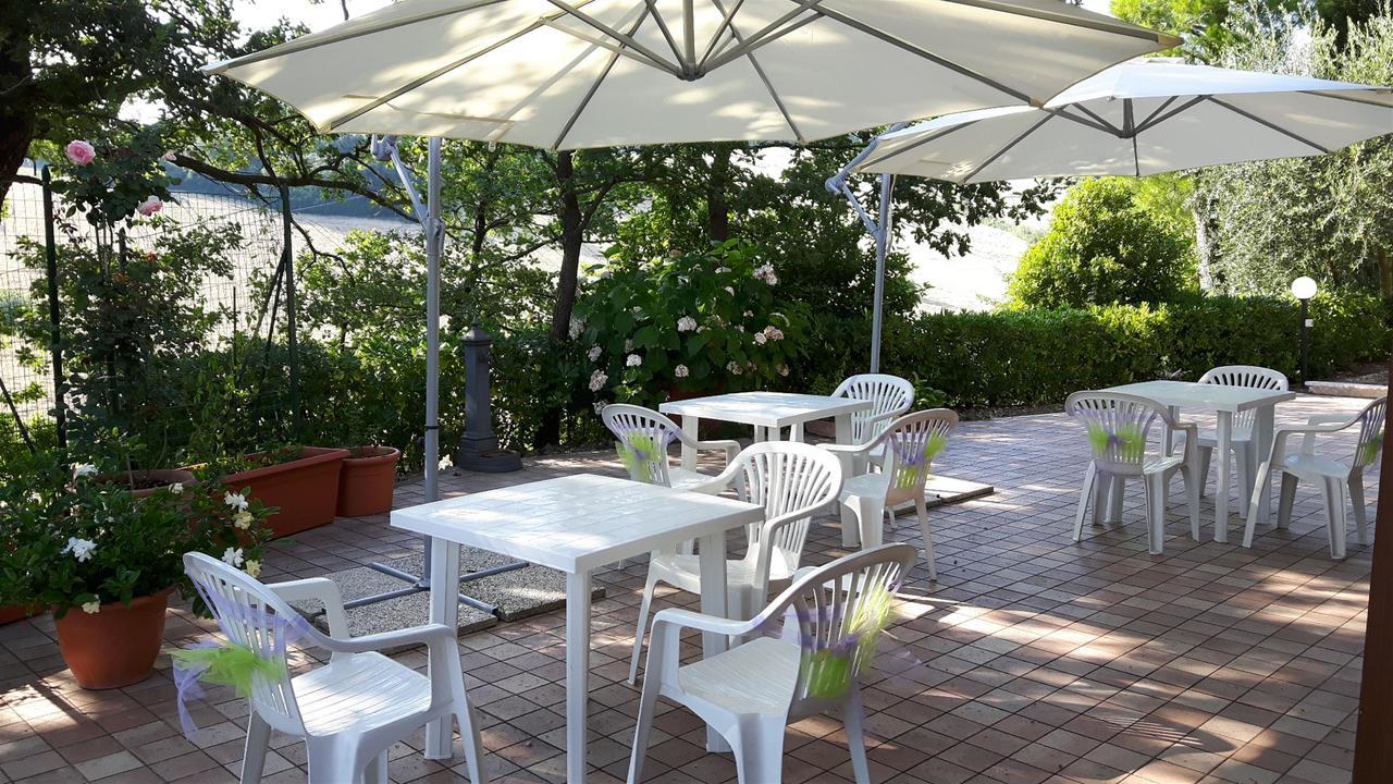 La Casa In Campagna Bed & Breakfast Cossignano Exterior photo