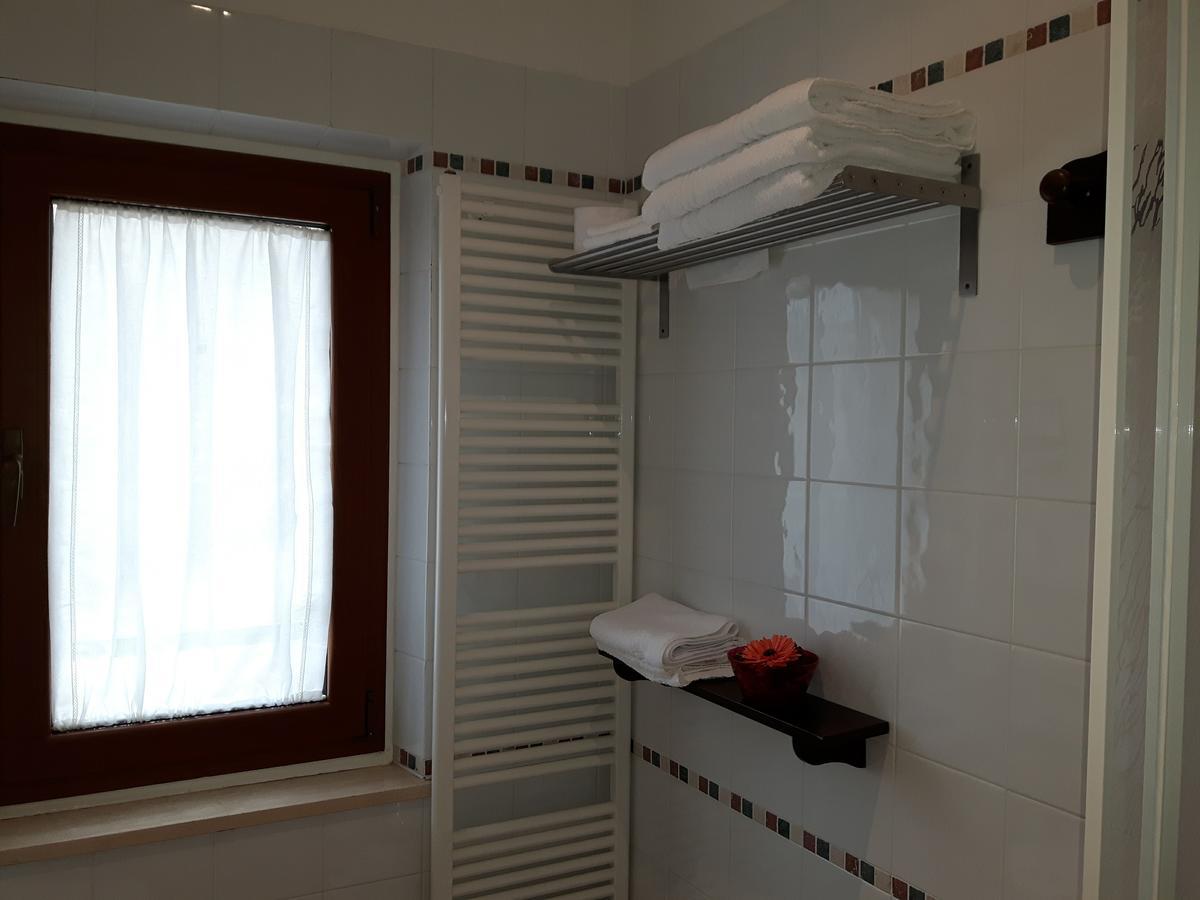 La Casa In Campagna Bed & Breakfast Cossignano Exterior photo