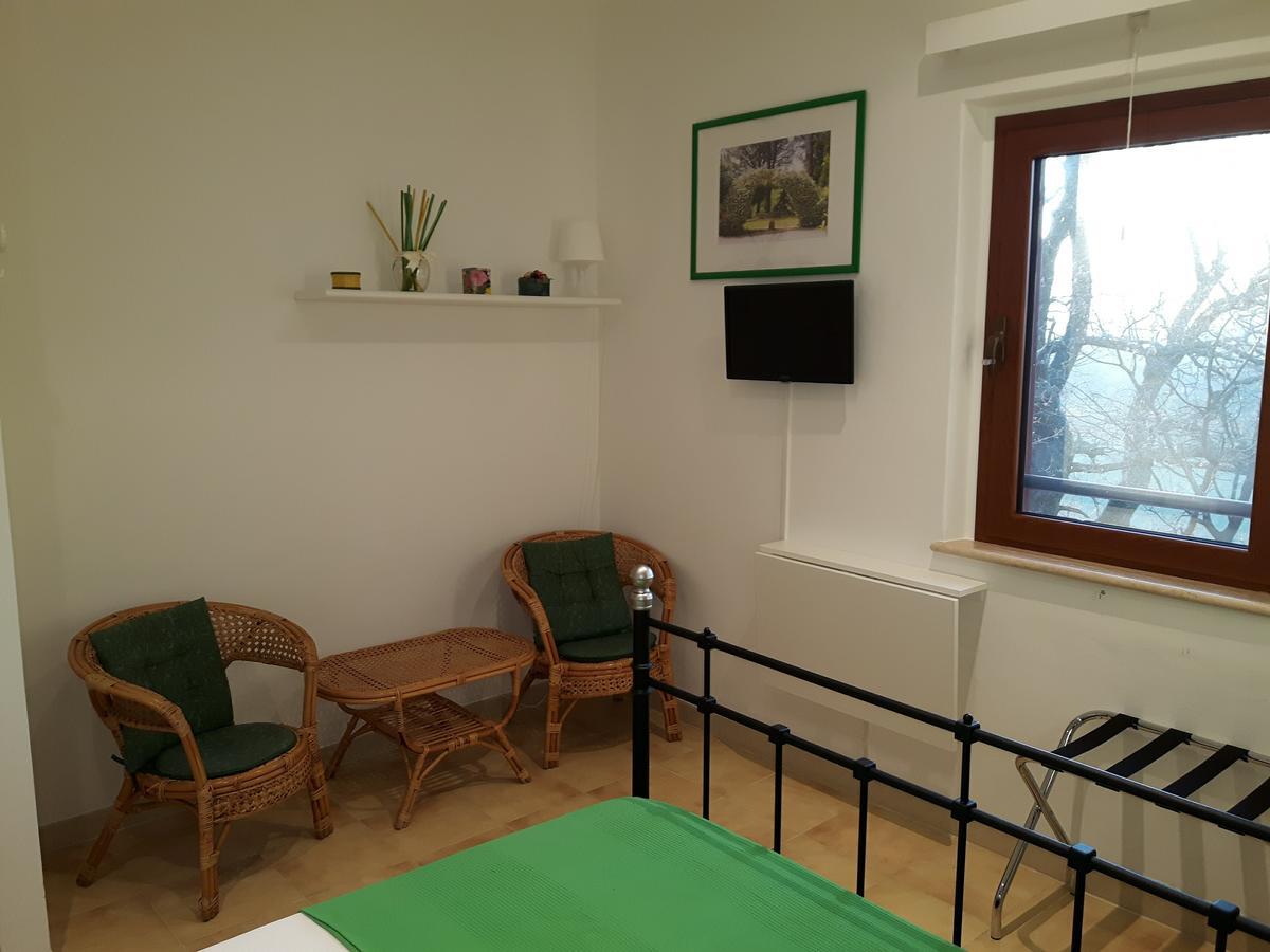 La Casa In Campagna Bed & Breakfast Cossignano Exterior photo
