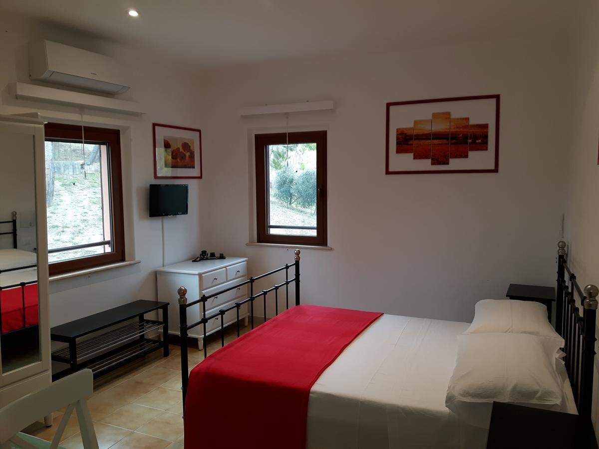 La Casa In Campagna Bed & Breakfast Cossignano Exterior photo