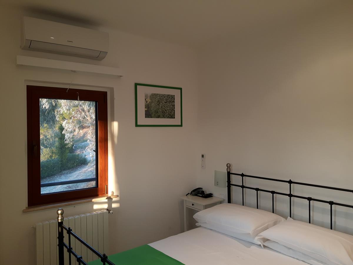 La Casa In Campagna Bed & Breakfast Cossignano Exterior photo