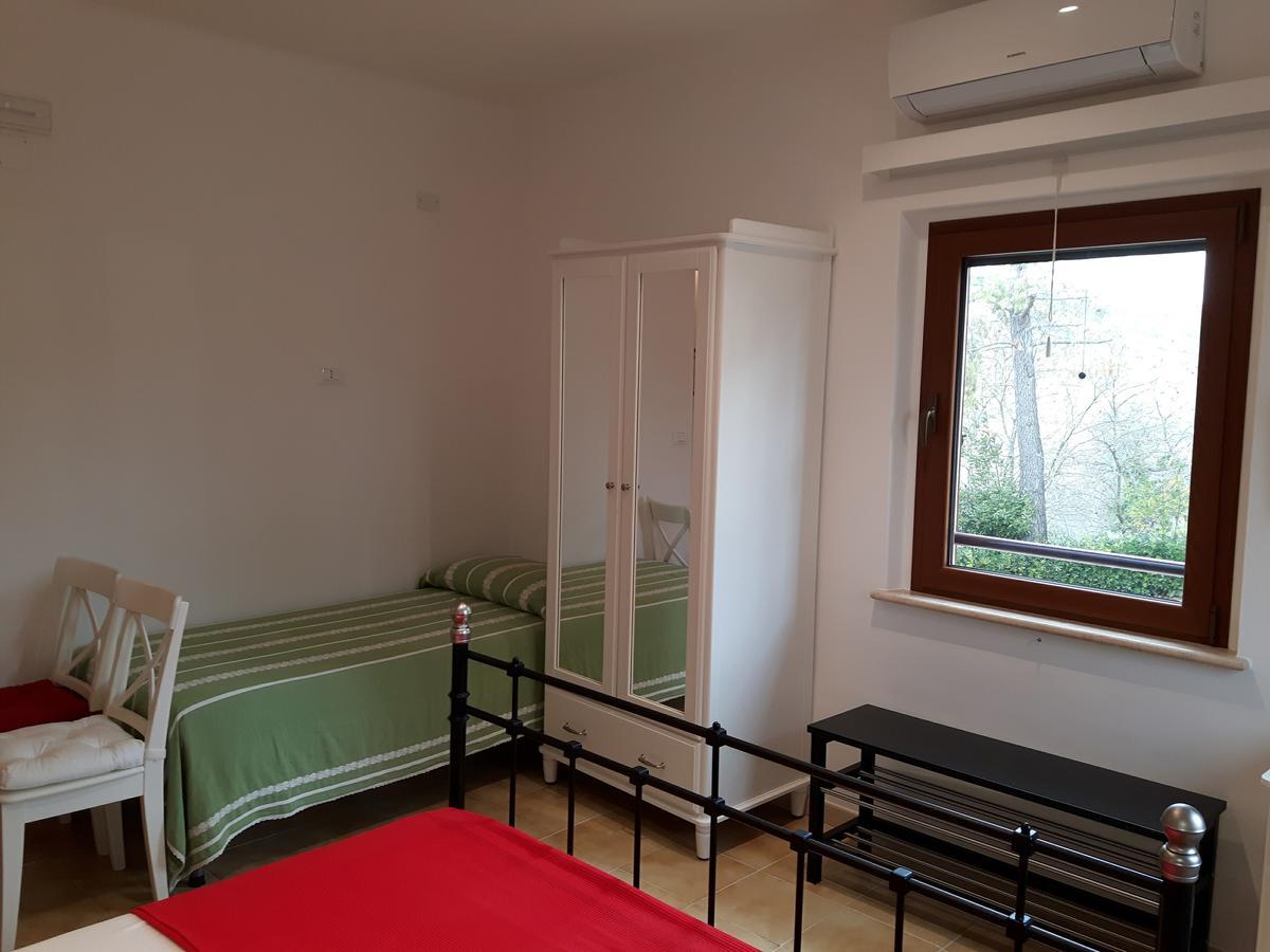 La Casa In Campagna Bed & Breakfast Cossignano Exterior photo