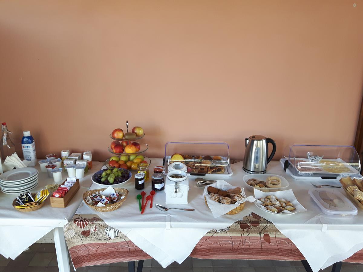 La Casa In Campagna Bed & Breakfast Cossignano Exterior photo